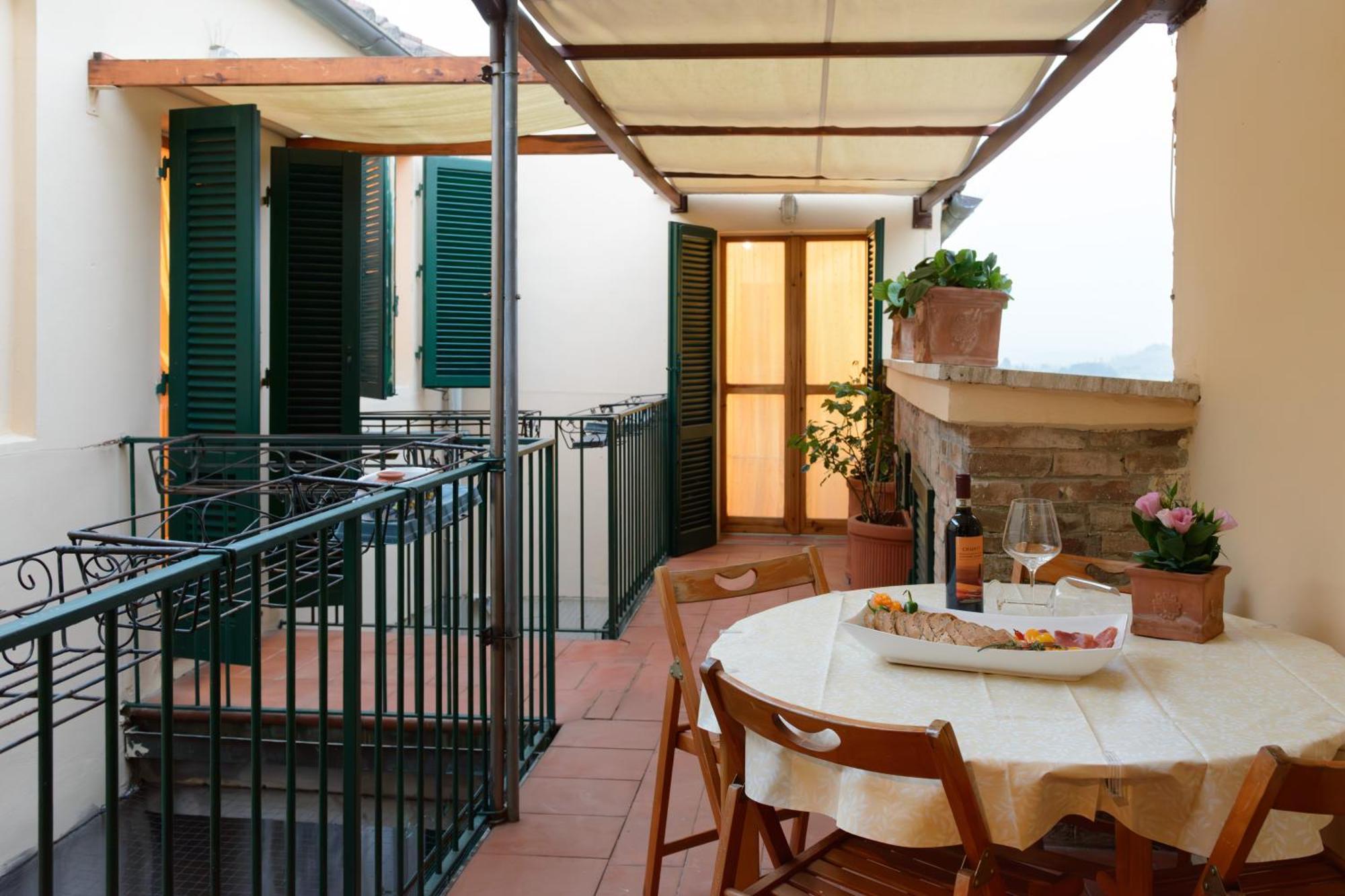 Apartamento La Dimora Di Amedeo Siena Exterior foto